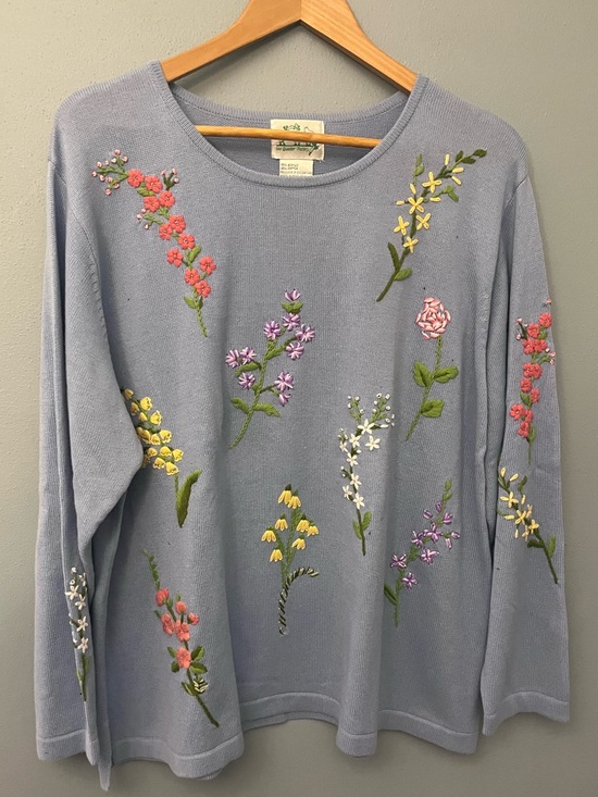 Quacker Factory Sweaters - Quacker Factory Embroidered Floral Crewneck Sweater